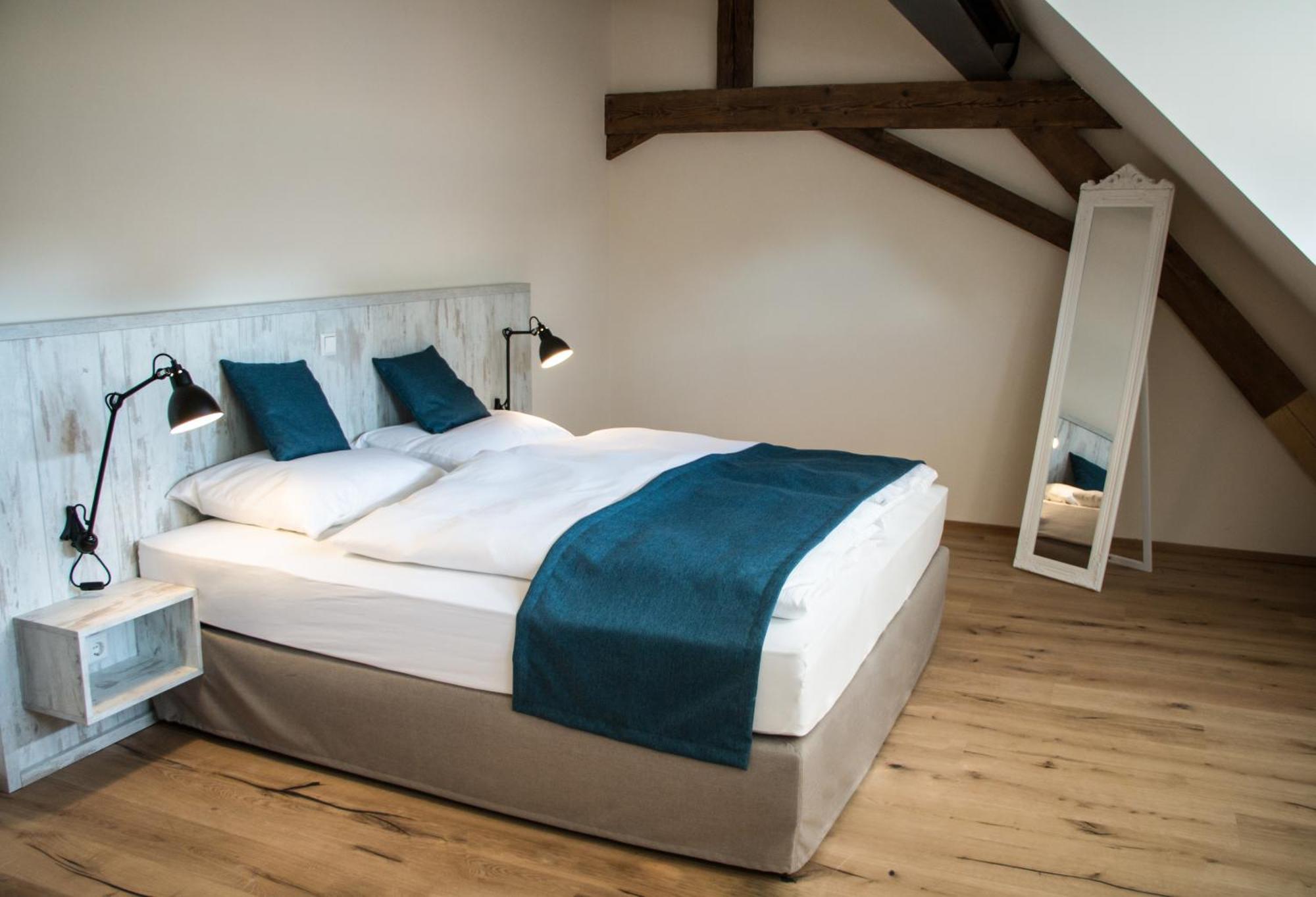 Baumgartners Dreiseithof - Historisch, Modern, Zentral Apartment Bad Krozingen Phòng bức ảnh