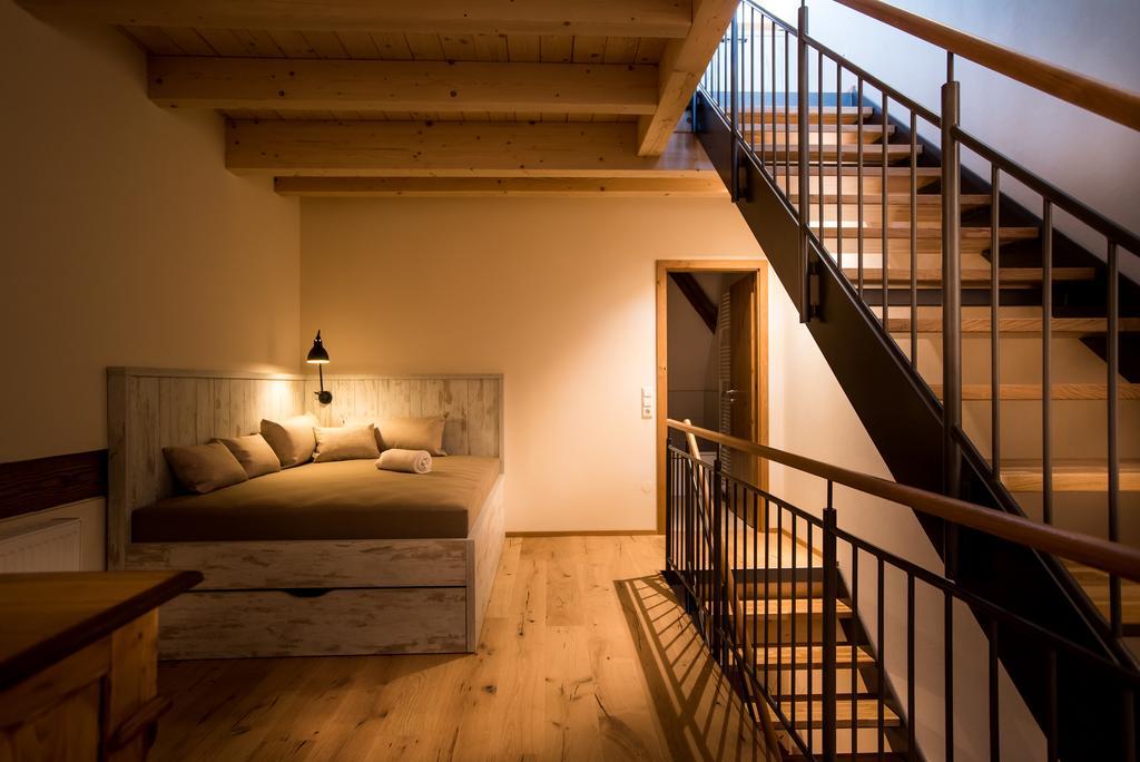 Baumgartners Dreiseithof - Historisch, Modern, Zentral Apartment Bad Krozingen Ngoại thất bức ảnh