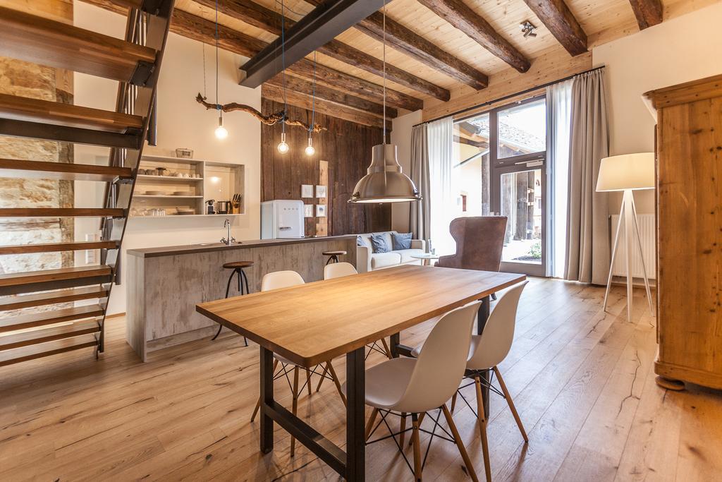 Baumgartners Dreiseithof - Historisch, Modern, Zentral Apartment Bad Krozingen Ngoại thất bức ảnh