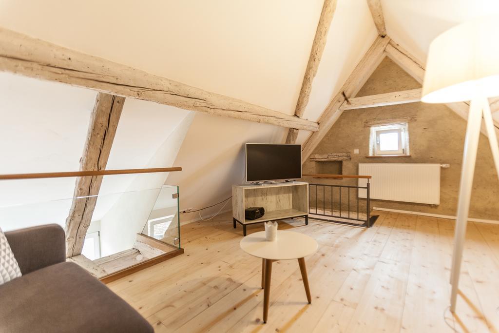 Baumgartners Dreiseithof - Historisch, Modern, Zentral Apartment Bad Krozingen Ngoại thất bức ảnh
